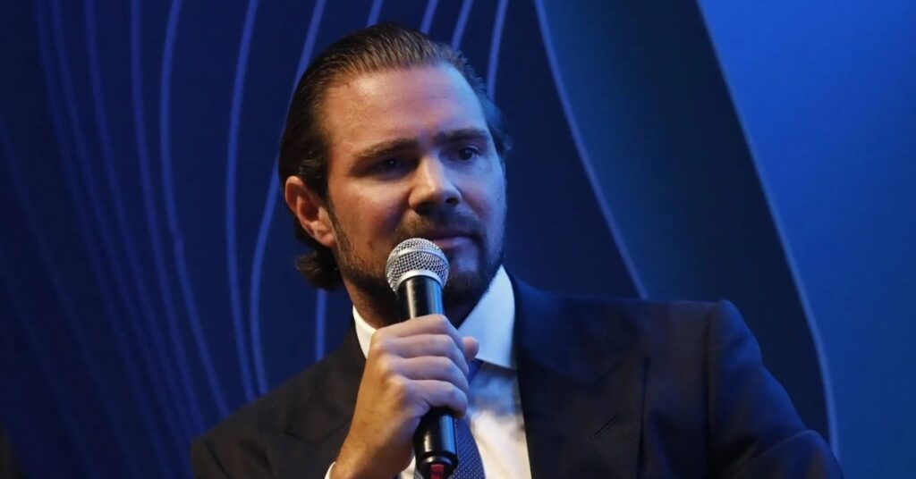 Daniel Vorcaro em evento público; fatura milionária de Daniel Vorcaro é tema da apuração