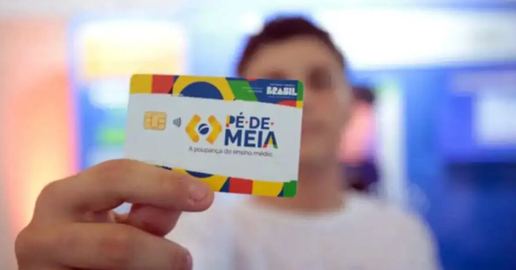 Cartão do Pé-de-Meia associado à aplicação no Tesouro Direto