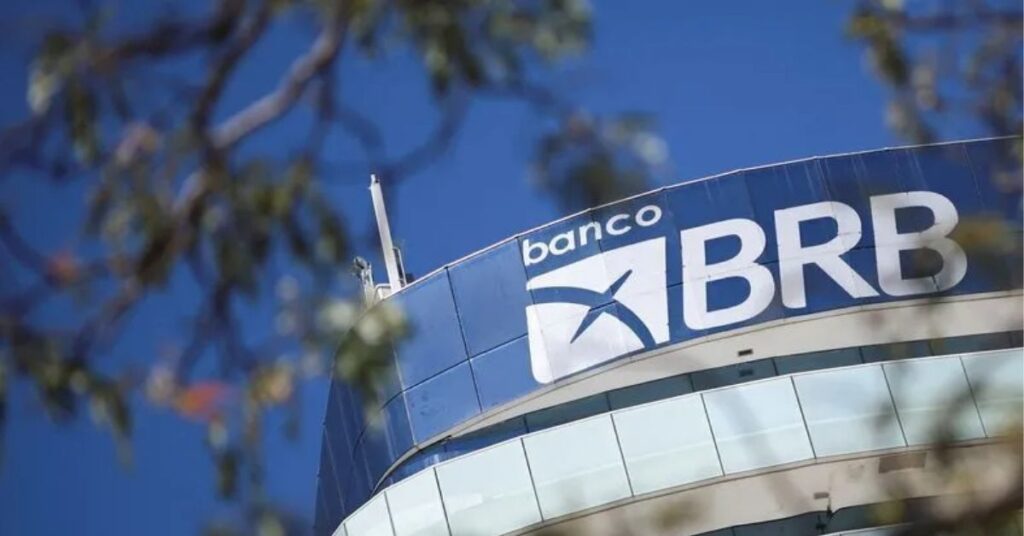 Prejuízo bilionário do Banco de Brasília após decisões da antiga gestão