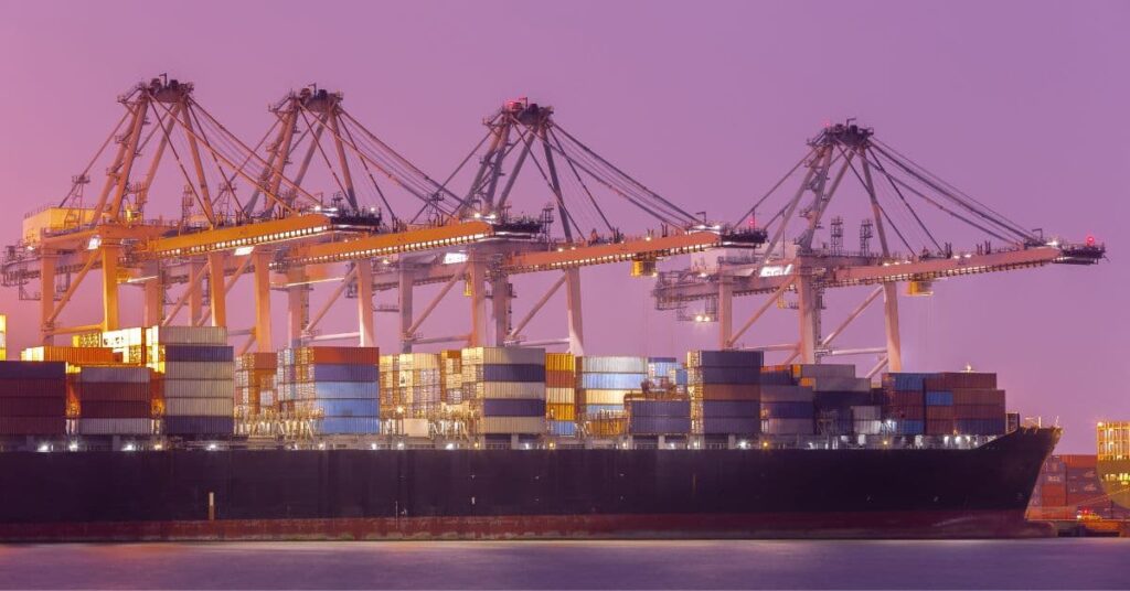 balança comercial fevereiro 2026 em porto brasileiro