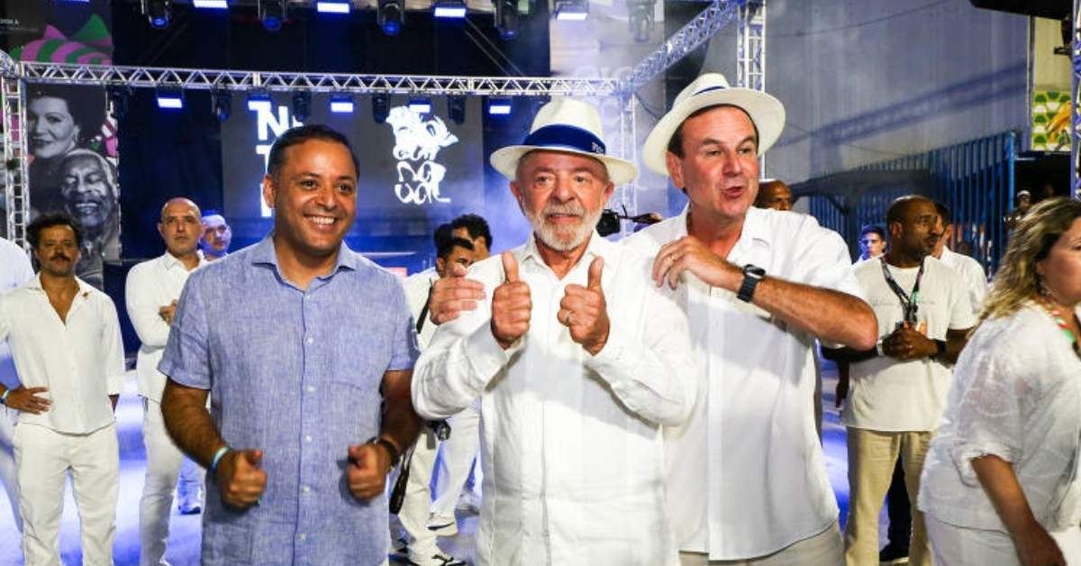 Desfile de Lula no Rio na Marquês de Sapucaí após decisão unânime do TSE