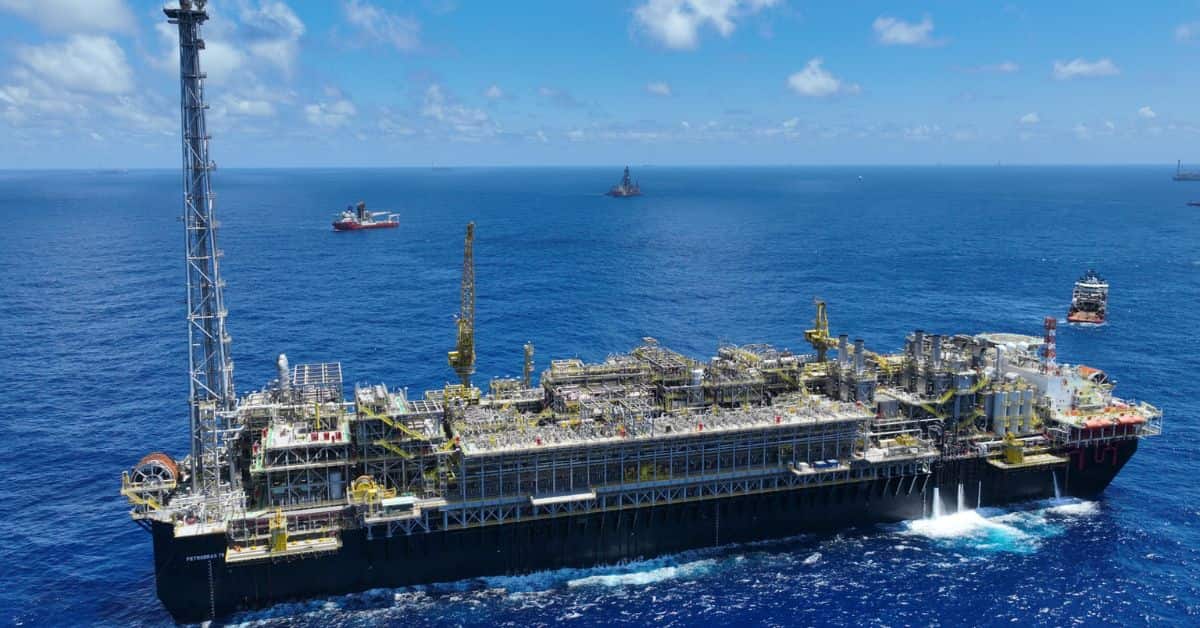 exportações de petróleo Petrobras no navio plataforma P-78
