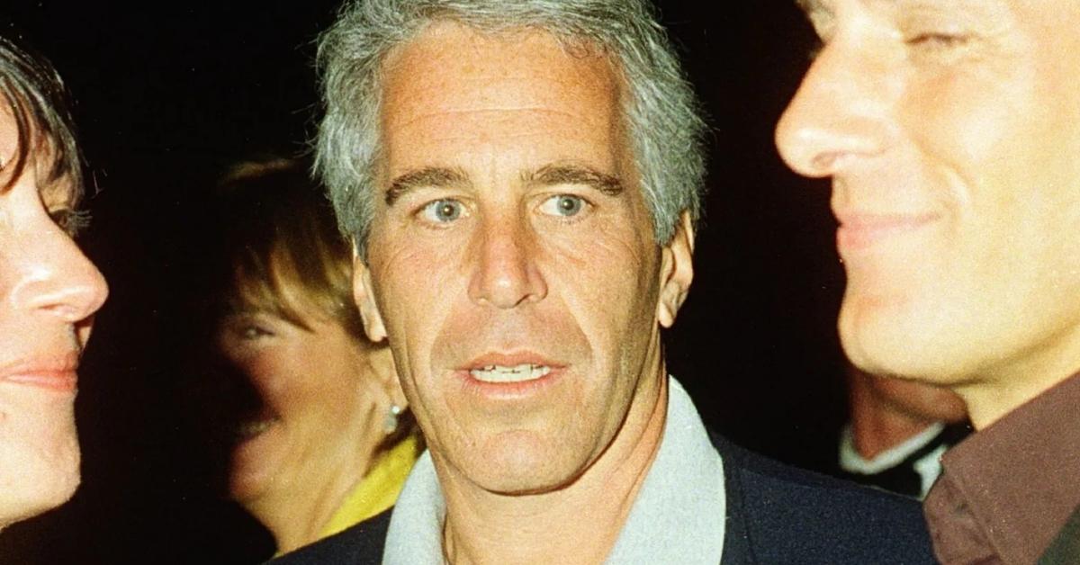 FBI sobre caso Epstein em imagem de arquivo relacionada à investigação federal