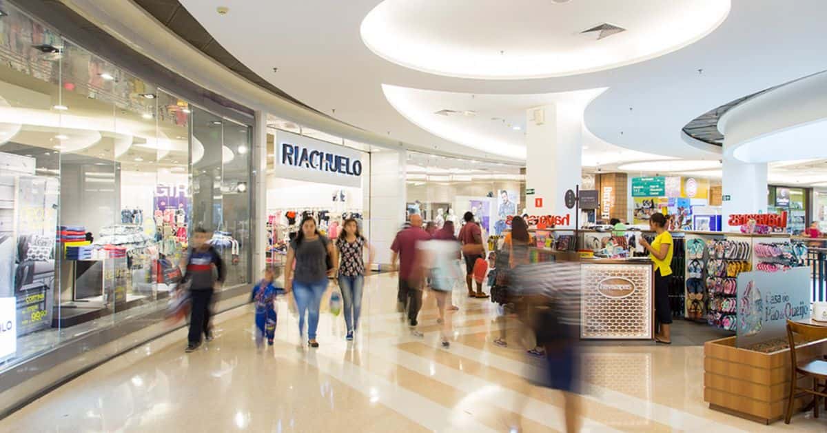 lei de trabalho aos domingos e feriados em shopping center