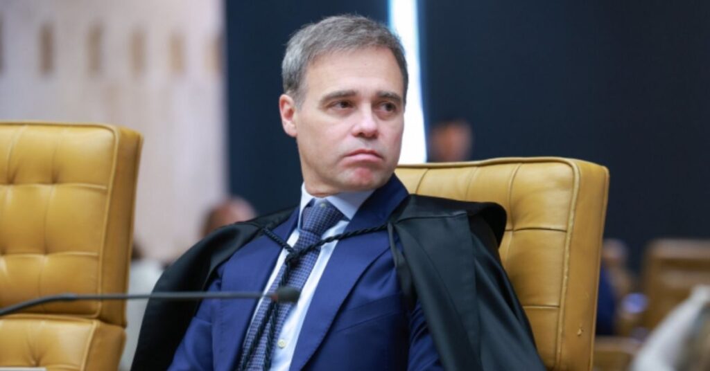 Mendonça se reúne com PF no STF para tratar do caso Banco Master