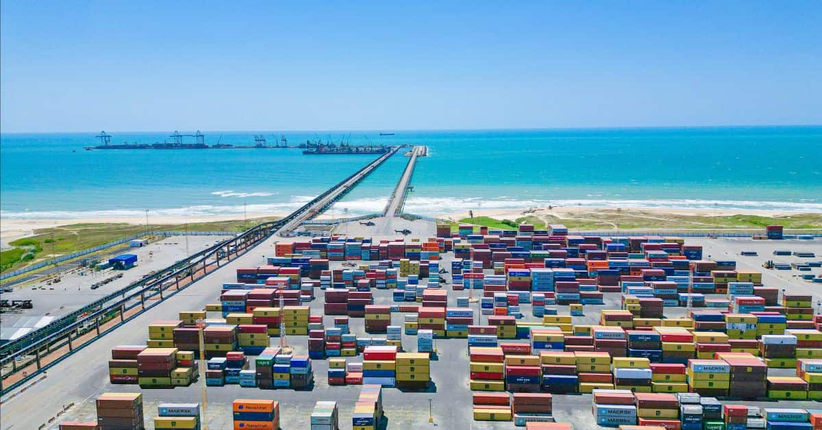Porto do Pecém representando a movimentação portuária em 2025 atinge recorde no Brasil