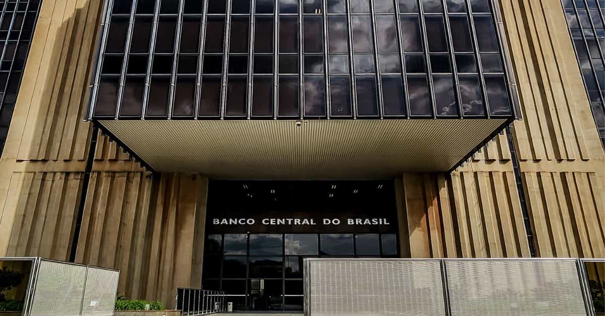 Relatório Focus com projeções de IPCA 2026 e Selic