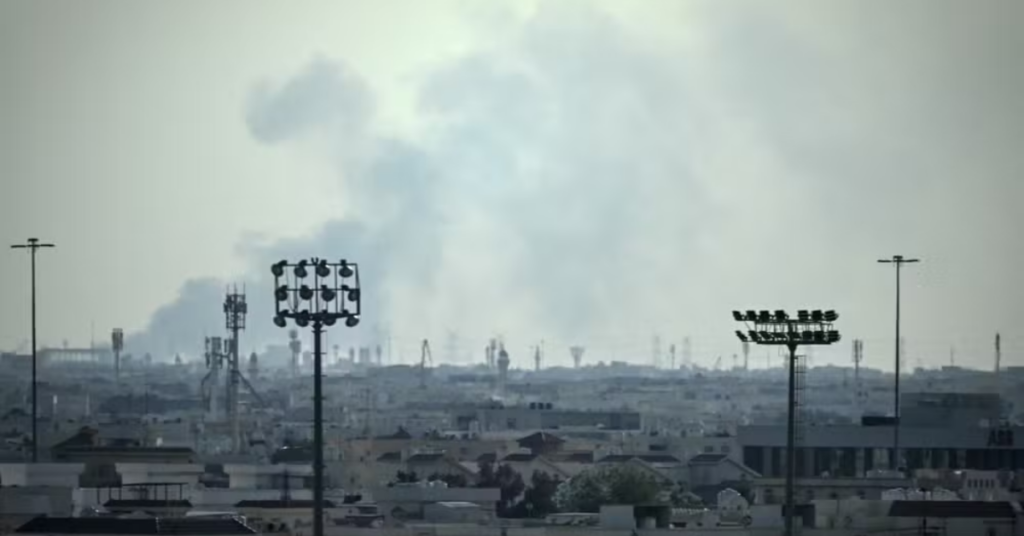 vista aérea de cidade no Irã em meio ao conflito e ao apoio russo