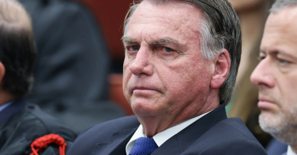 Jair Bolsonaro durante evento público; ex-presidente foi internado com broncopneumonia em Brasília - Foto: Antonio Augusto/STF