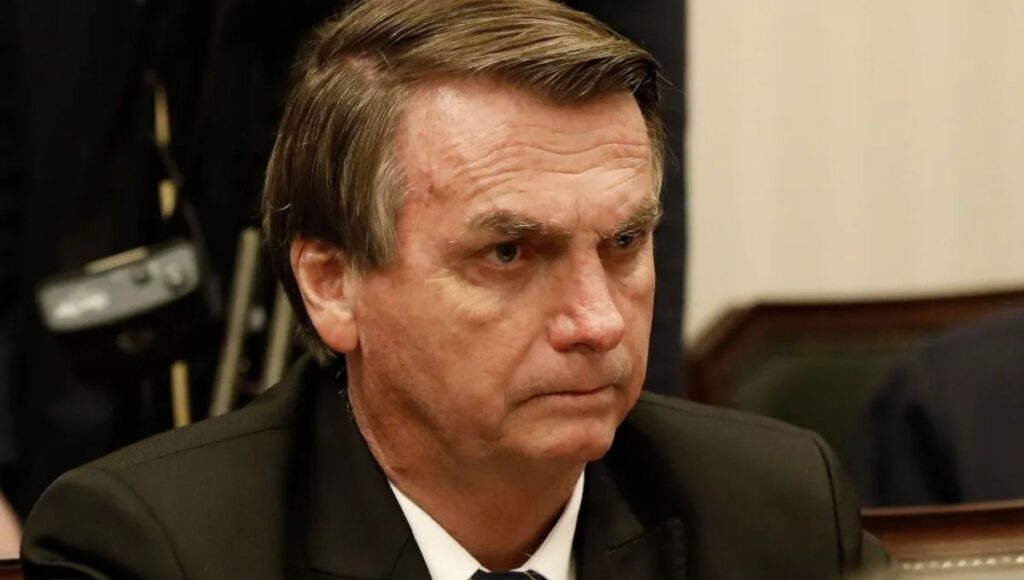 Bolsonaro após decisão do STF que autorizou prisão domiciliar por 90 dias