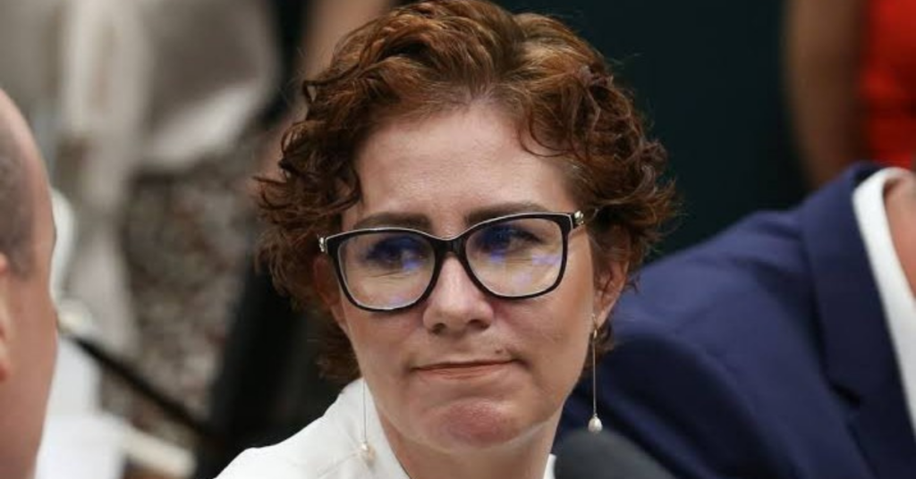 Carla Zambelli durante sessão após decisão de extradição pela Justiça italiana - Foto: Reprodução/X