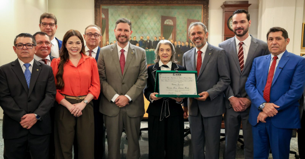 Cármen Lúcia recebe cidadania cearense em cerimônia na Assembleia Legislativa do Ceará - Foto: Junior Pio/Alece