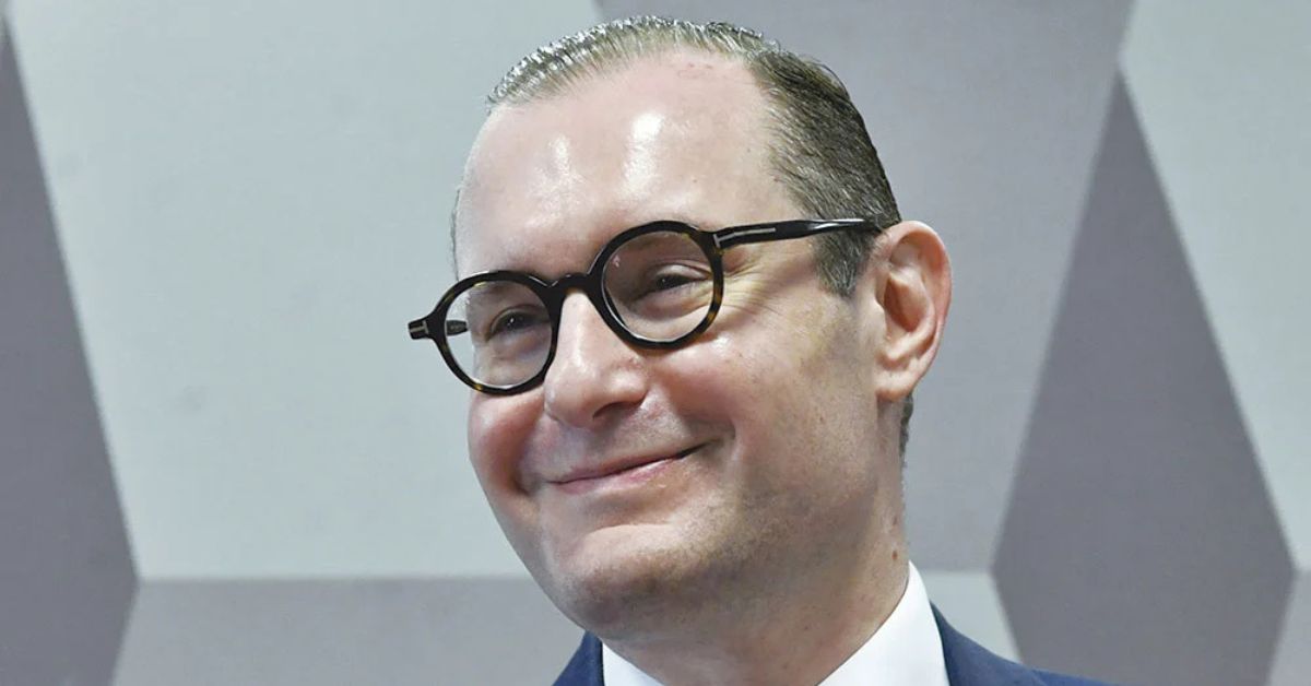 Ministro Cristiano Zanin barra abertura da CPI do Banco Master no STF