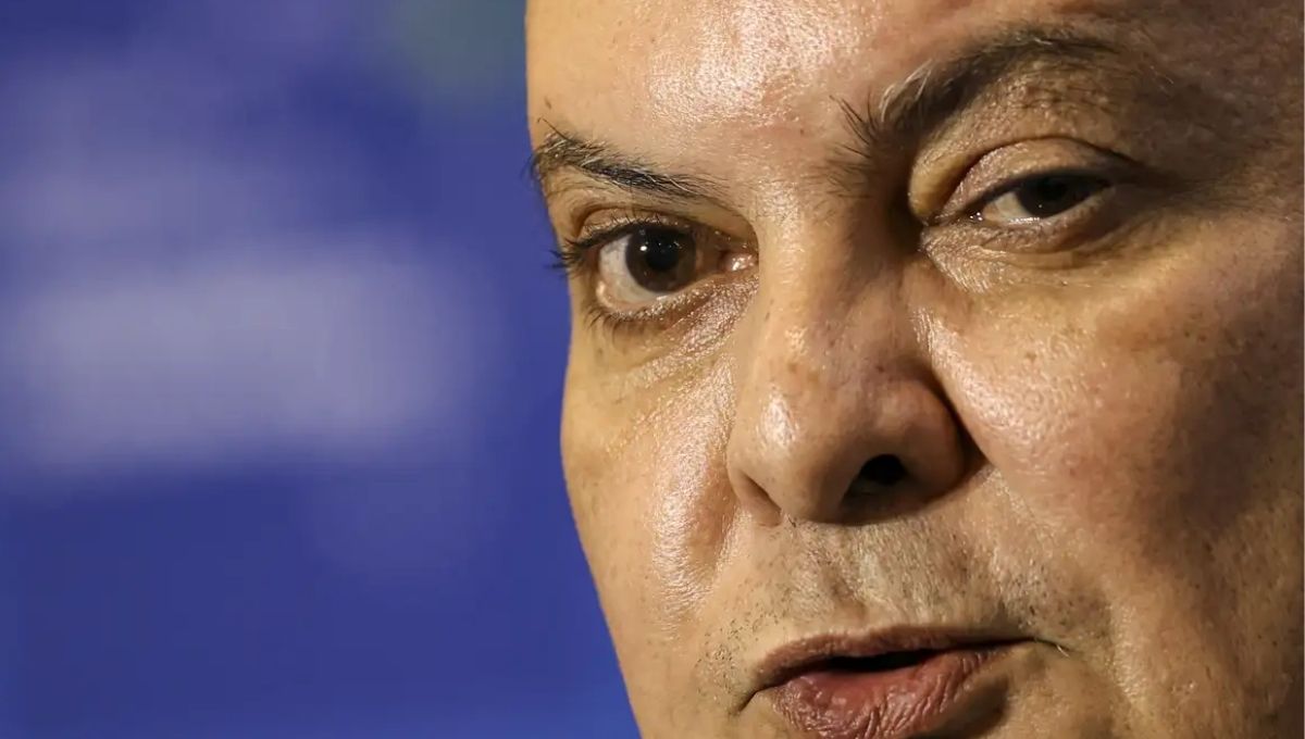 Ibaneis Rocha deixa o governo e concorre ao Senado em meio à crise do BRB e racha político