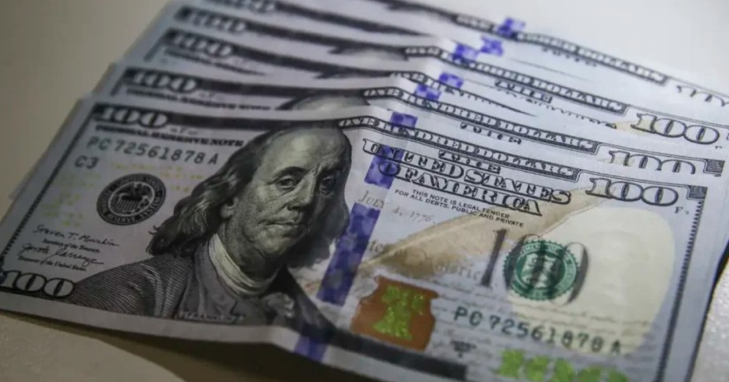 Dólar a R$ 5 e Ibovespa em recorde refletem melhora do mercado - Foto: Valter Campanato/Agência Brasil