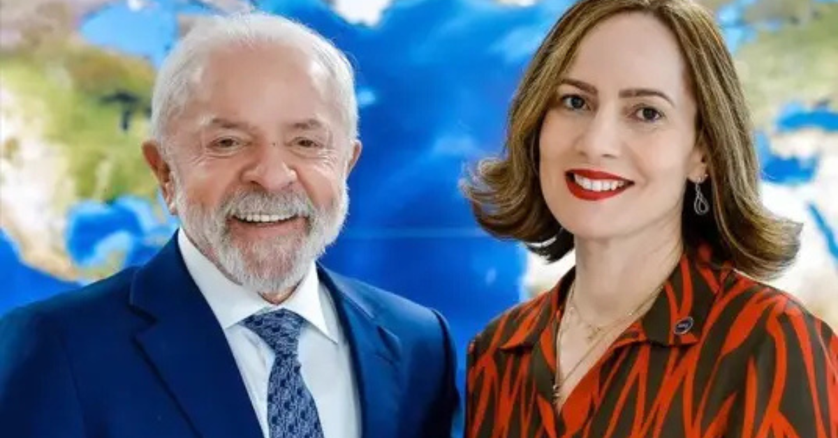 Ana Cristina Viana Silveira, nova presidente do INSS, durante nomeação para reduzir fila de benefícios - Foto: Ricardo Stuckert/PR