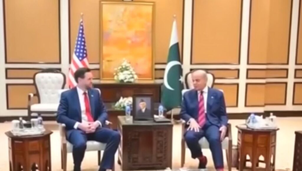 JD Vance e Shehbaz Sharif se reúnem no Paquistão durante negociações entre EUA e Irã