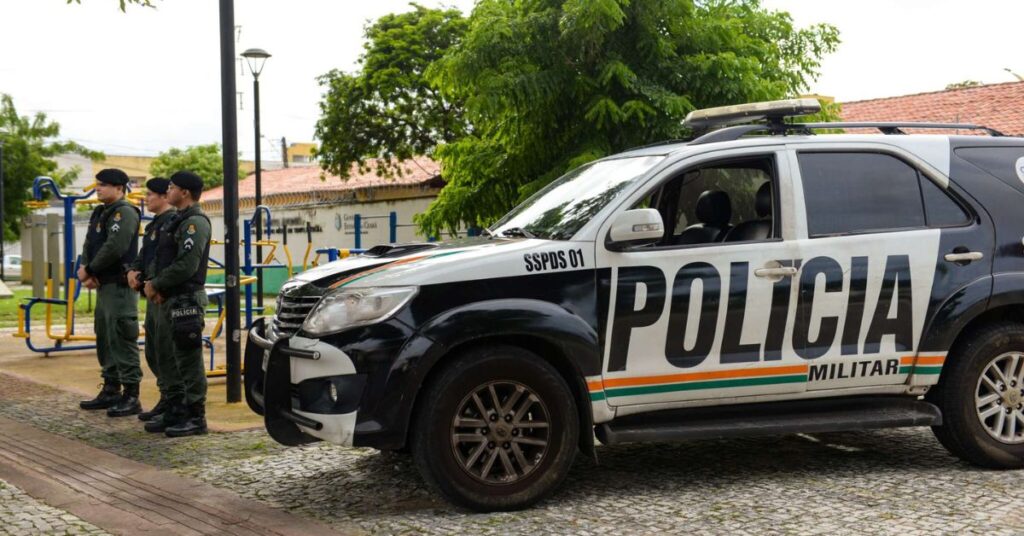 Polícia Militar atua no combate à violência no Ceará durante patrulhamento urbano