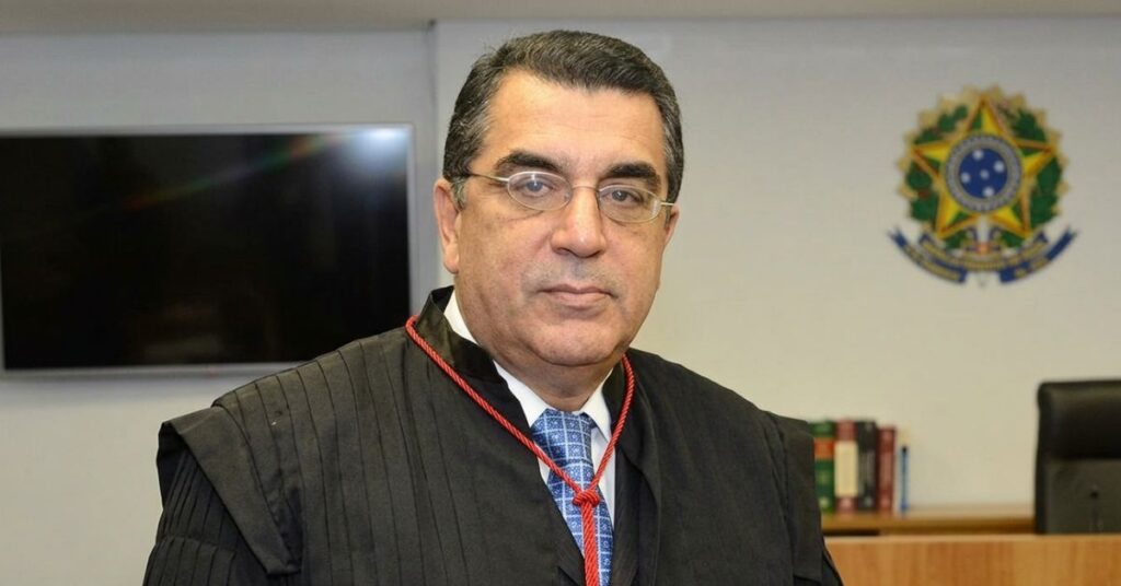 Desembargador desaparecido Alcides Martins Ribeiro Filho, do TRF-2, é tema de infográfico sobre investigação da Polícia Civil do Rio.