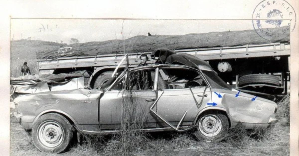 Morte de JK: carro de Juscelino Kubitschek após acidente na Via Dutra em 1976