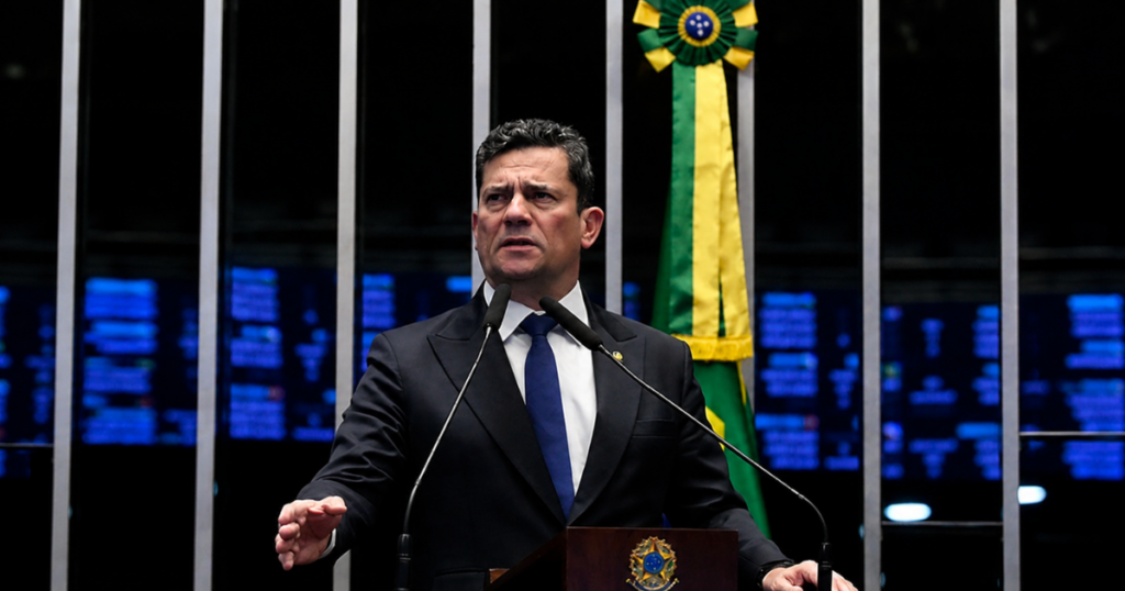 Sergio Moro discursa no Senado Federal em meio à liderança na pesquisa para o Governo do Paraná
