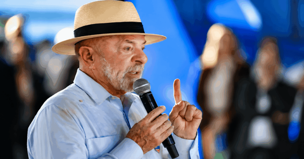 Presidente Luiz Inácio Lula da Silva durante discurso em evento, em período de defeso eleitoral das Eleições 2026.