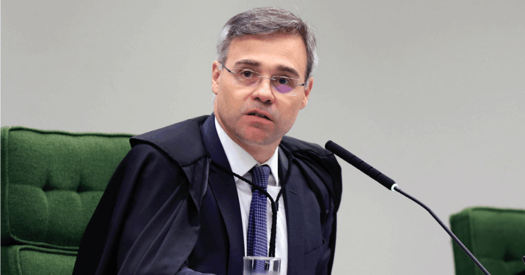 Ministro André Mendonça, do STF, autorizou nova fase da Operação Compliance Zero.