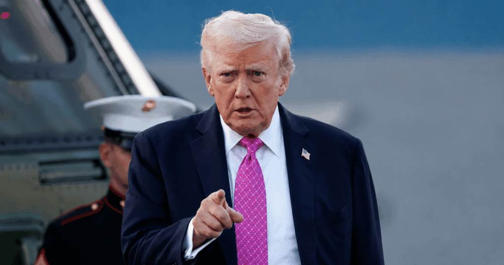 Presidente dos Estados Unidos, Donald Trump, durante declaração sobre as negociações com o Irã e a suspensão temporária dos ataques militares.