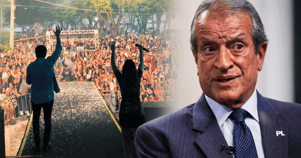 Valdemar Costa Neto durante evento político; investigação da Polícia Federal apura emendas parlamentares atribuídas ao presidente do PL.