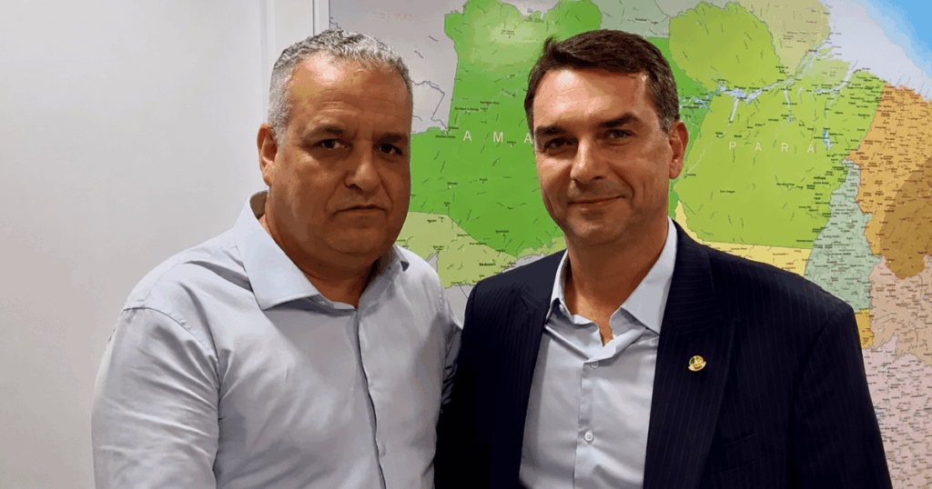 Alfredo Gaspar é anunciado como vice de Flávio Bolsonaro pelo PL