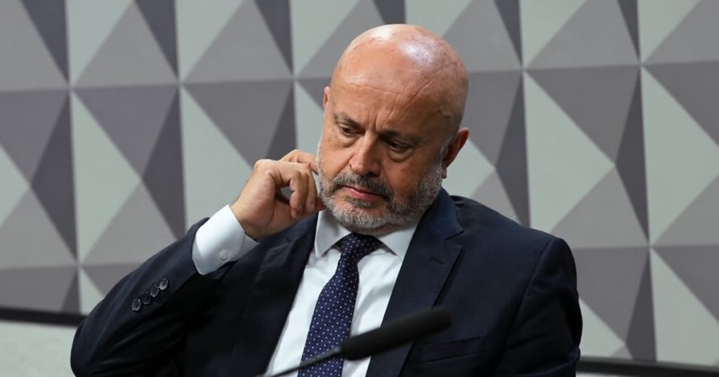 Antônio Antunes, conhecido como Careca do INSS, durante depoimento em CPI