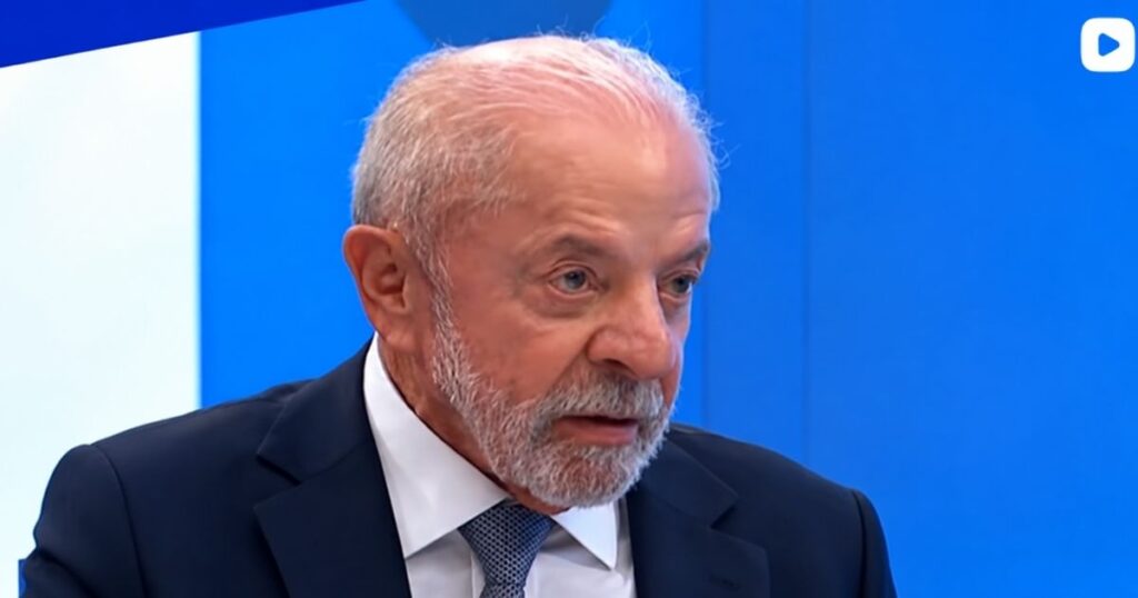 Presidente Lula durante entrevista à TV Globo, na qual afirmou que desconhecia a falta de reajuste do Bolsa Família havia quase quatro anos.